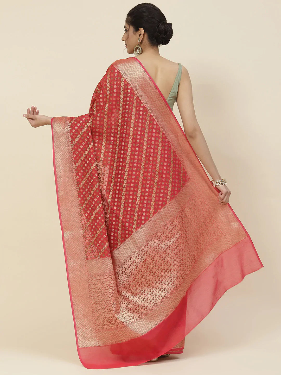 Zari Booti Cotton Woven Saree