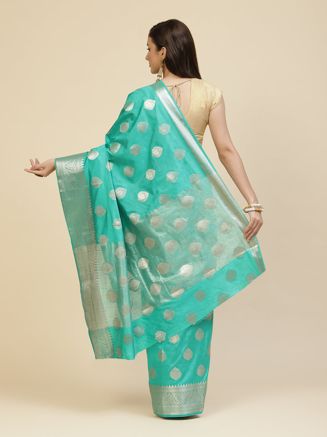 Zari Border Booti Handloom Woven Saree