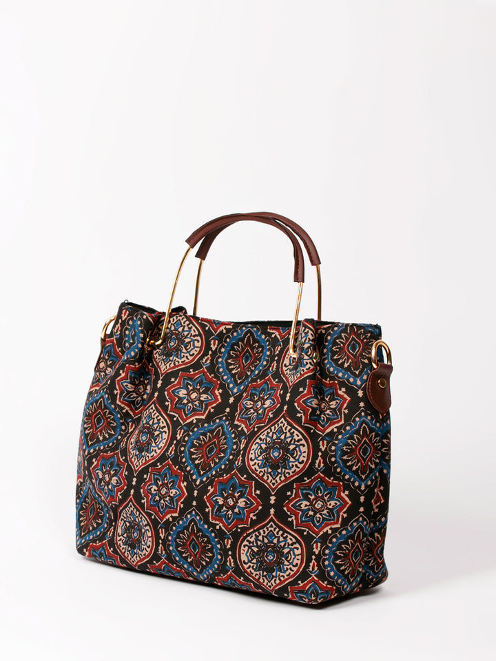 Elegant Multi Color Handbag And Purse Set