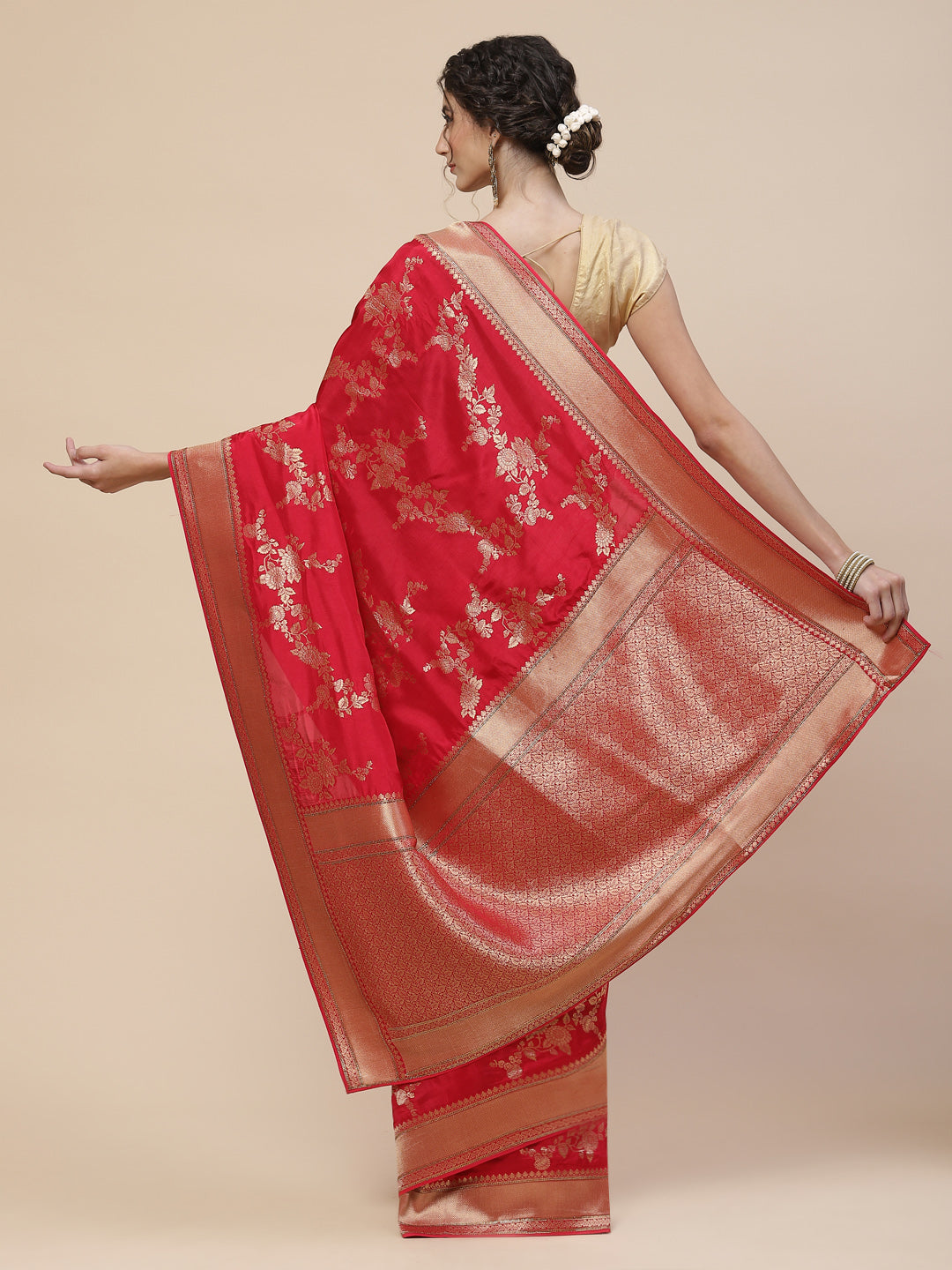 Zari Jaal Banarasi Embroidered Saree