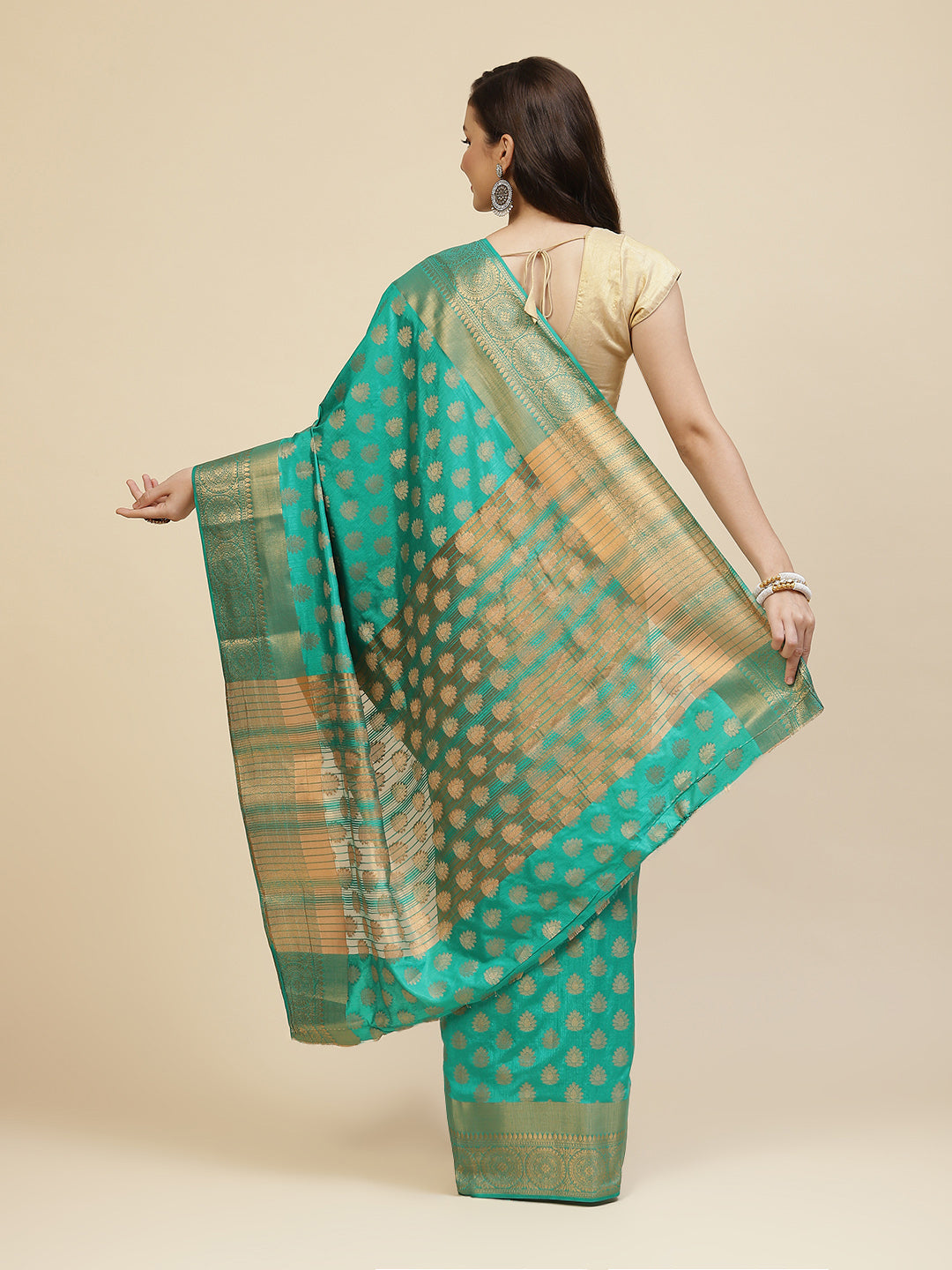 Zari Border Booti Handloom Woven Saree