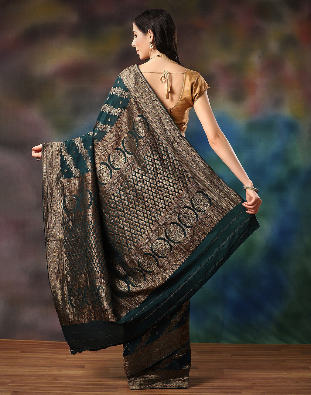 Beautiful Antique Zari Jaal Crepe Saree