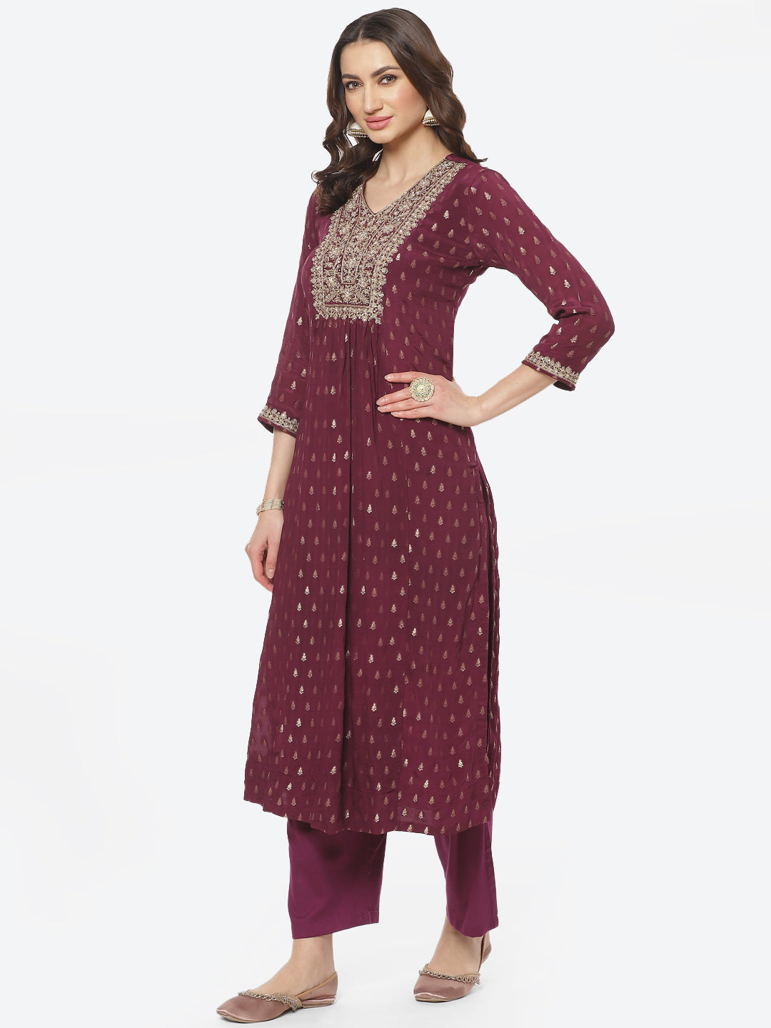 Embroidered Neck Zari Crepe Kurti With Pant