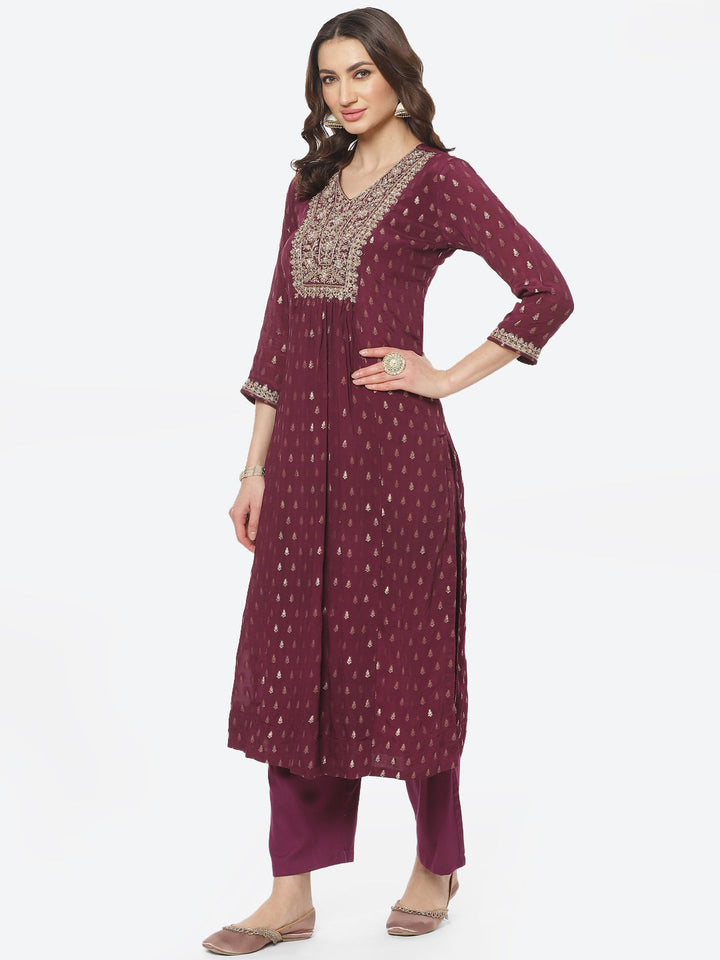 Embroidered Neck Zari Crepe Kurti With Pant