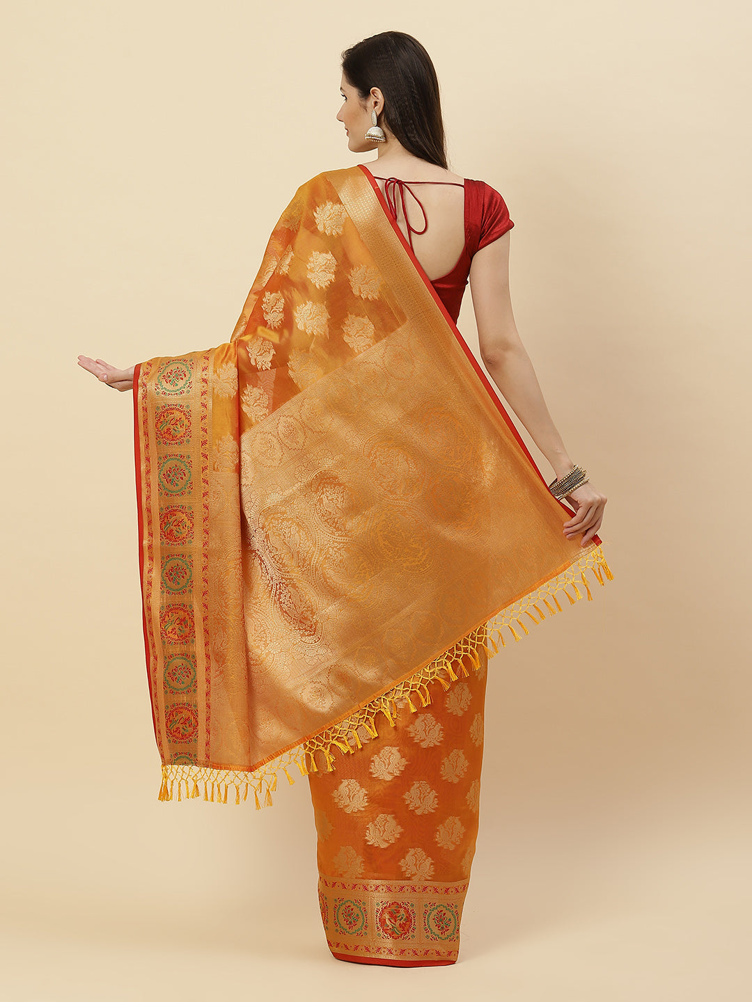 Zari Border Booti Cotton Woven Saree