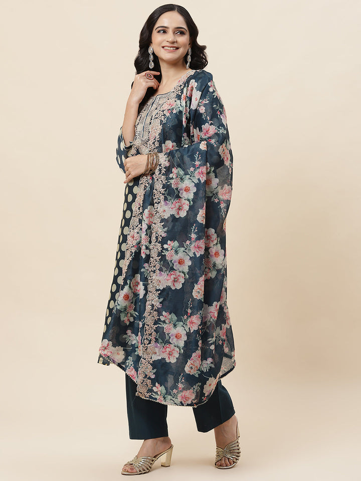 Polka Dot Printed Chanderi Kurta With Pants &amp; Dupatta