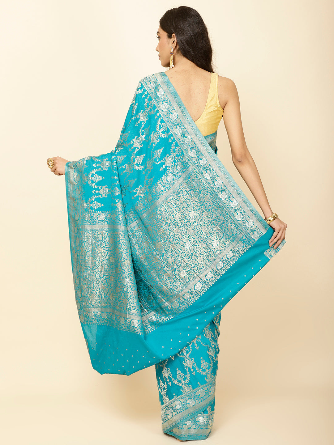 Zari Jaal Woven Crepe Saree