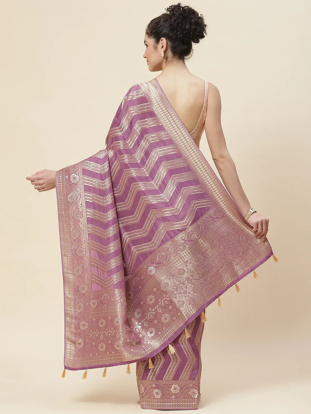 Zari Jaal Handloom Woven Saree