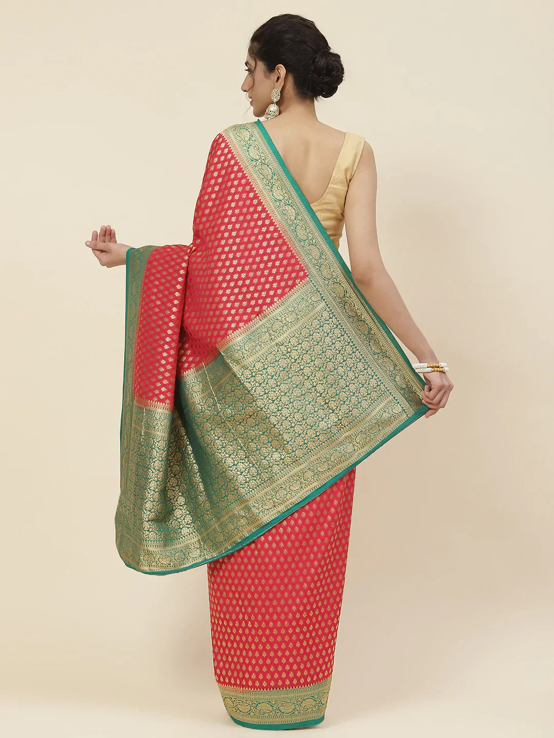 Zari Booti Crepe Plain Saree