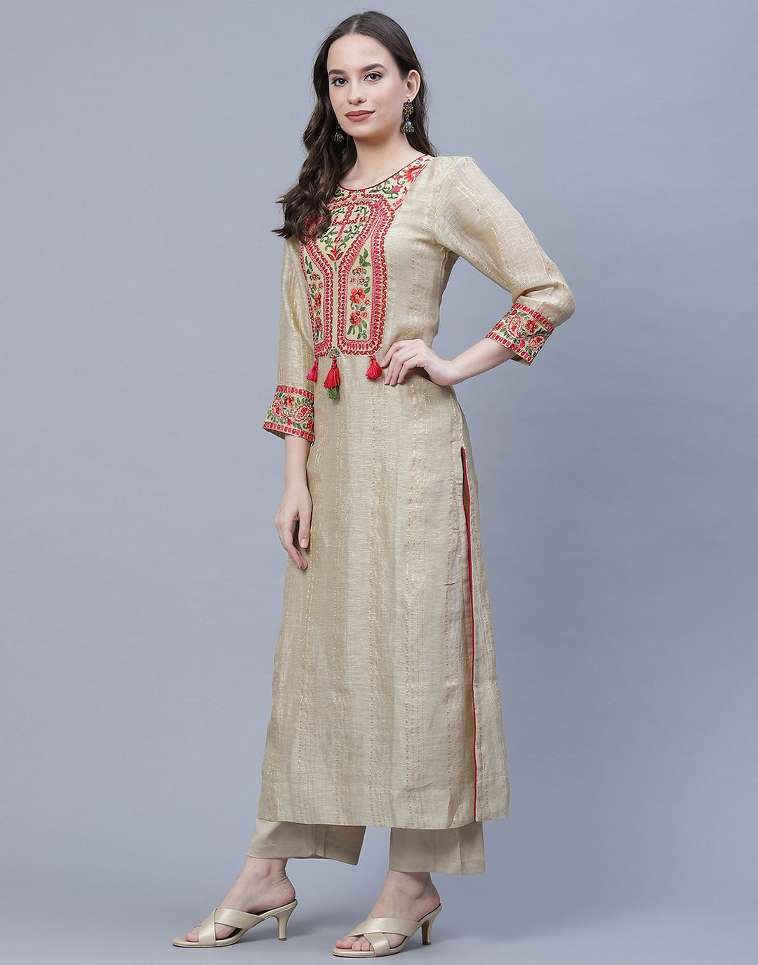 Yoke Embroidered Linen Kurti Pant Set
