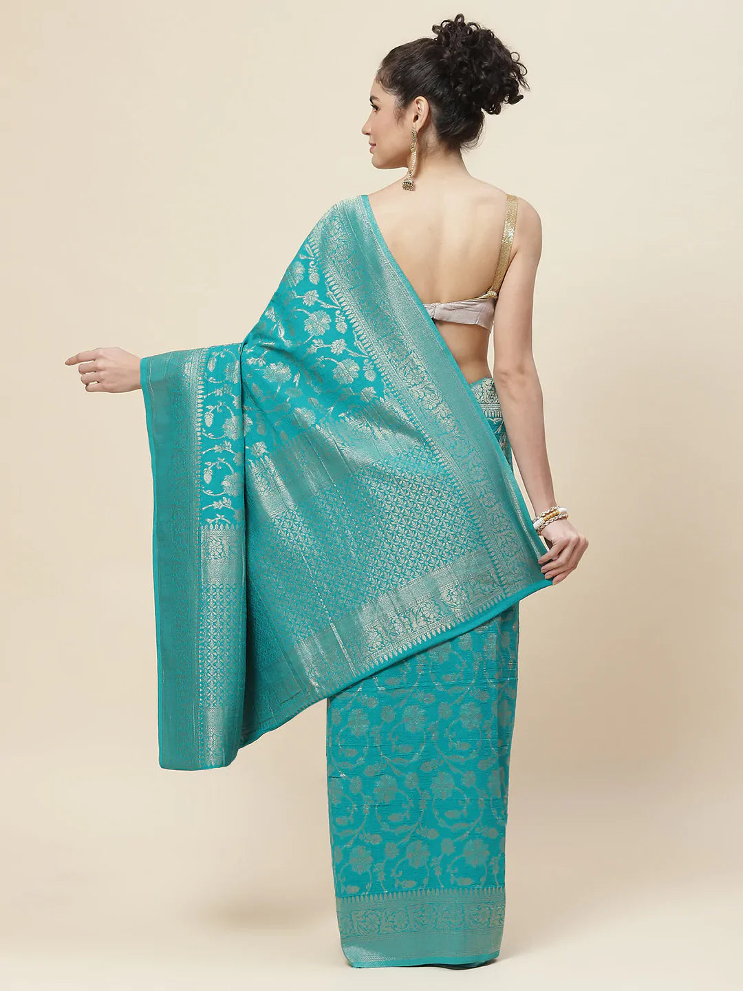 Floral Zari Jaal Tussar Plain Saree
