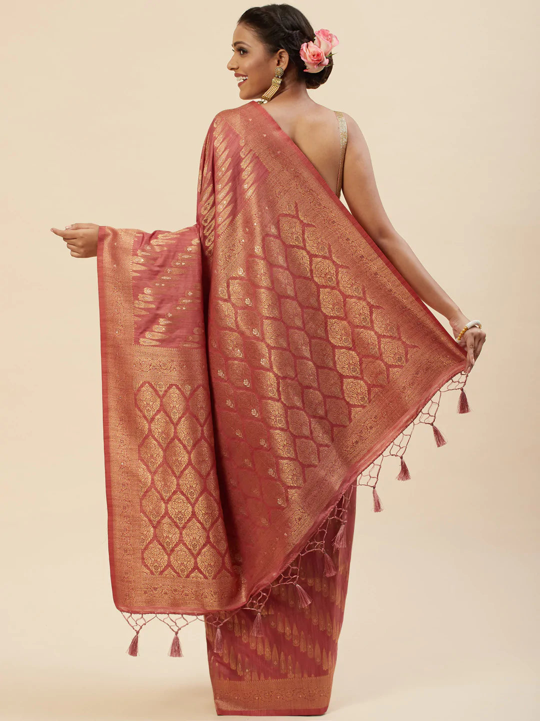 Zari Booti Handloom Woven Saree