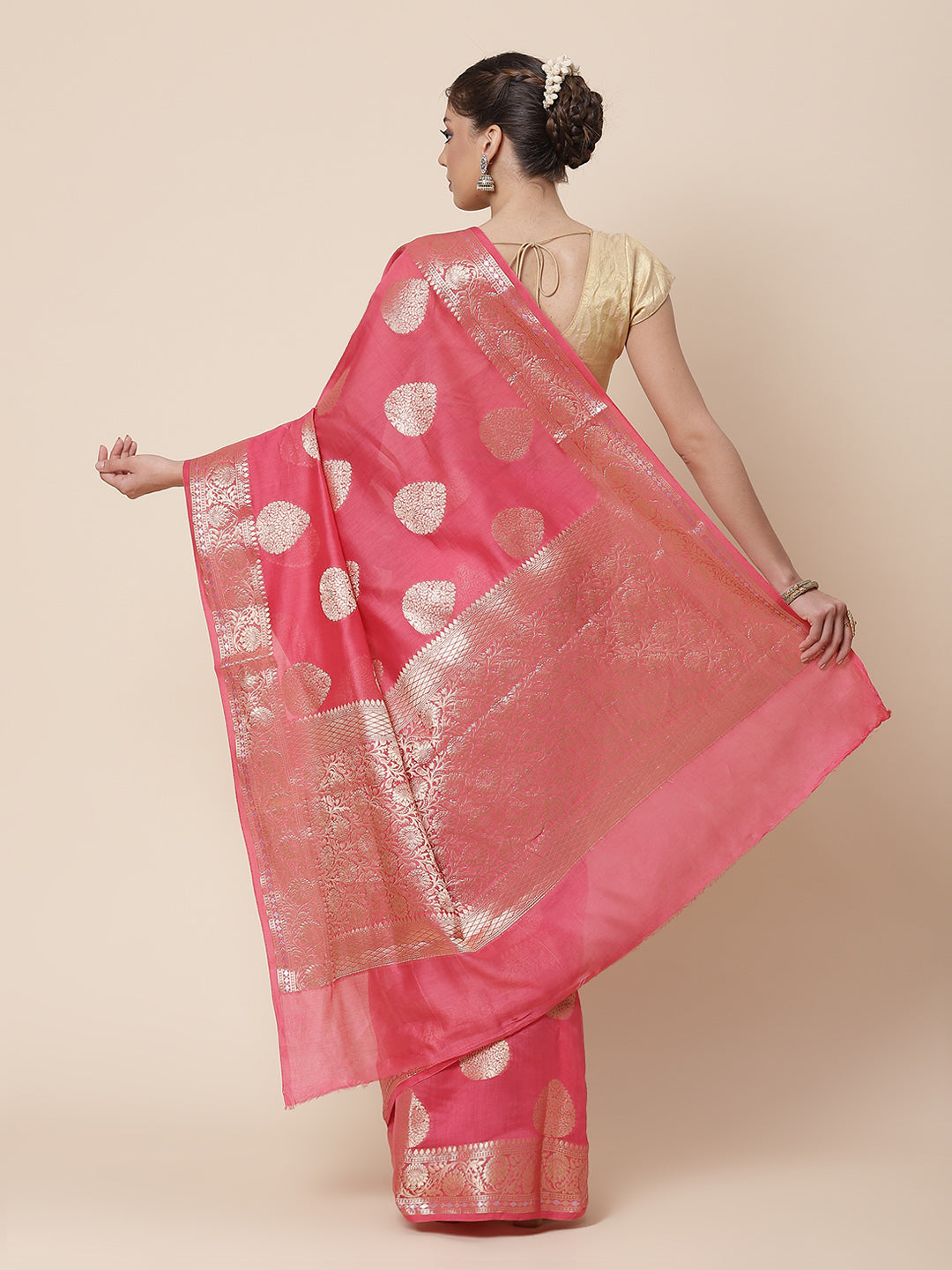 Zari Border Booti Cotton Woven Saree
