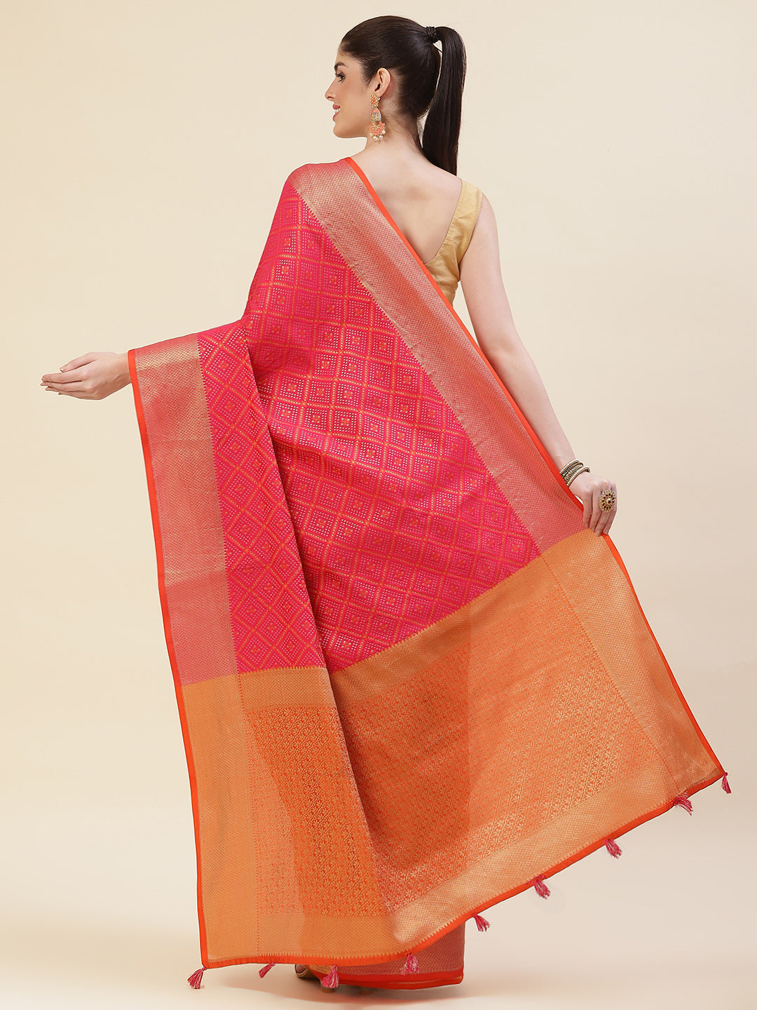 Geometric Woven Handloom Saree