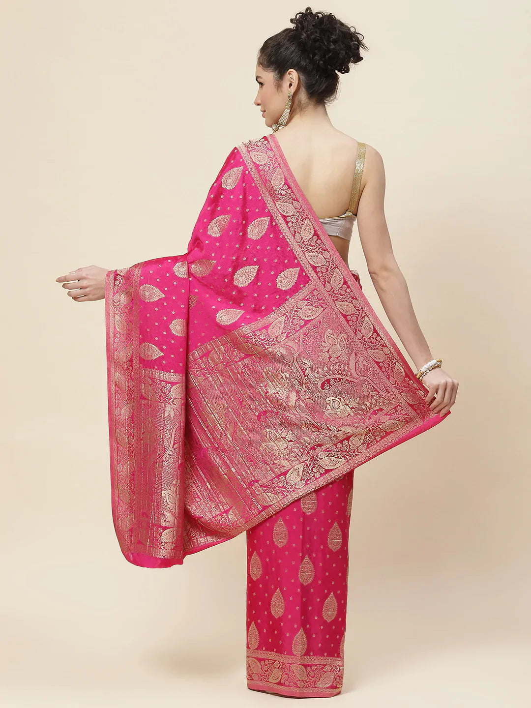 Zari Booti Crepe Plain Saree