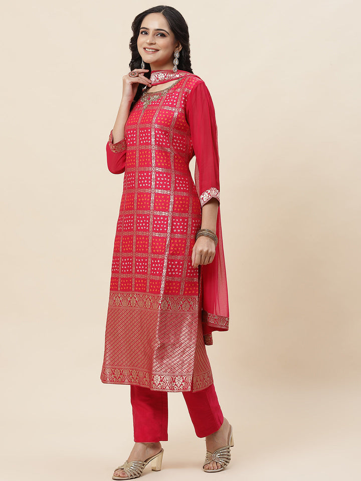 Zari Jaal Handloom Kurta With Pants &amp; Dupatta