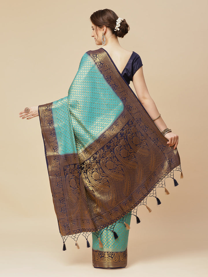 Zari Border Booti Art Handloom Woven Saree