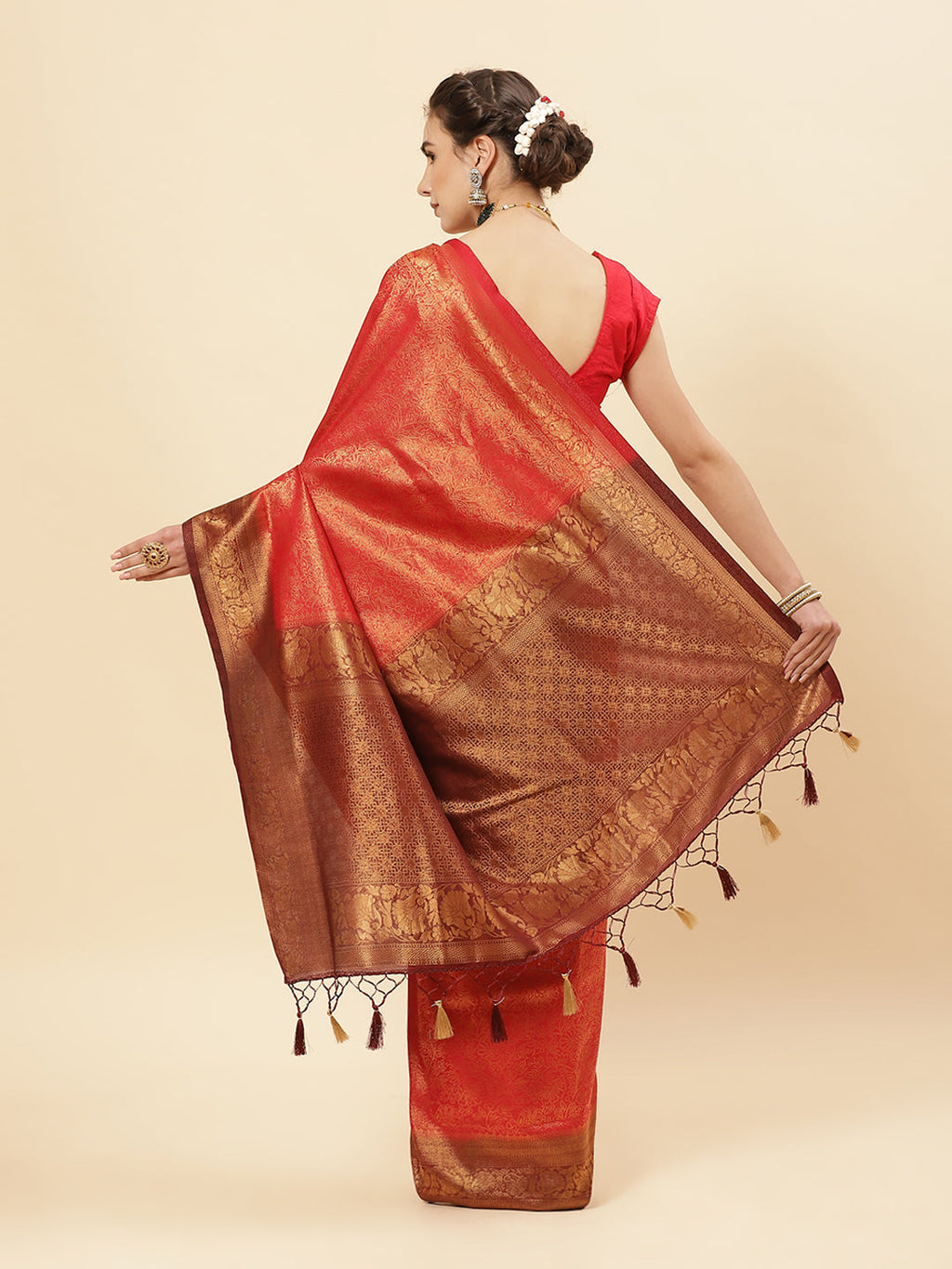 Brocade Zari Jaal Art Handloom Saree With Contrast Border