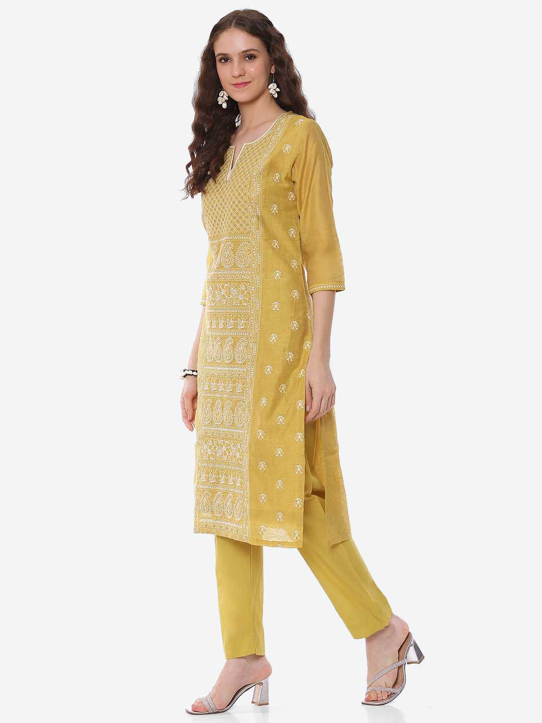 Resham Embroidered Chanderi Kurta With Pant