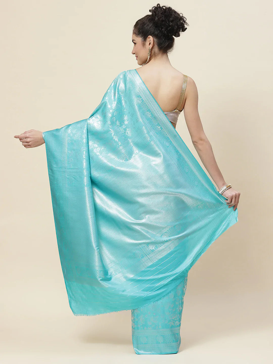 Floral Zari Jaal Handloom Woven Saree