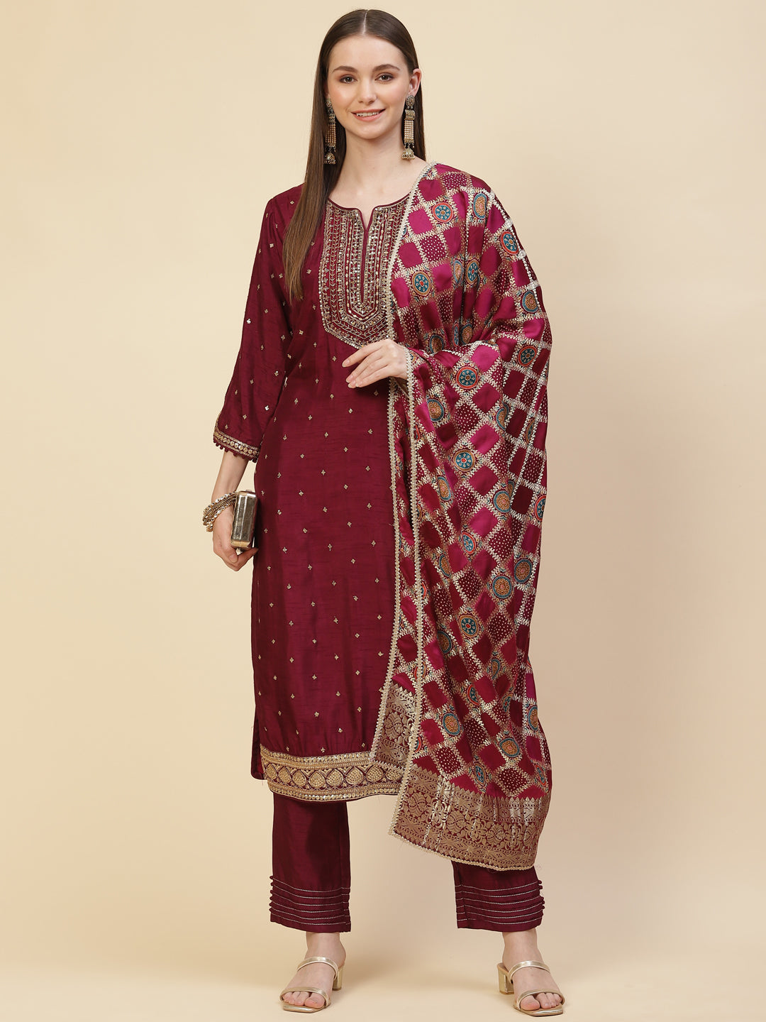 Zari Booti Handloom Kurta With Pants & Dupatta