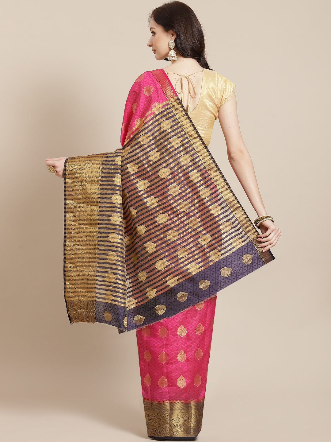 Zari Border Booti Art Handloom Woven Saree
