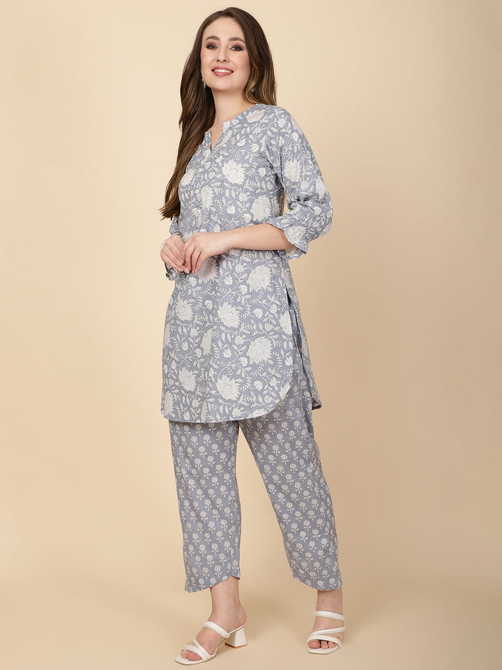 Floral Printed Cotton Kurti With Pants
