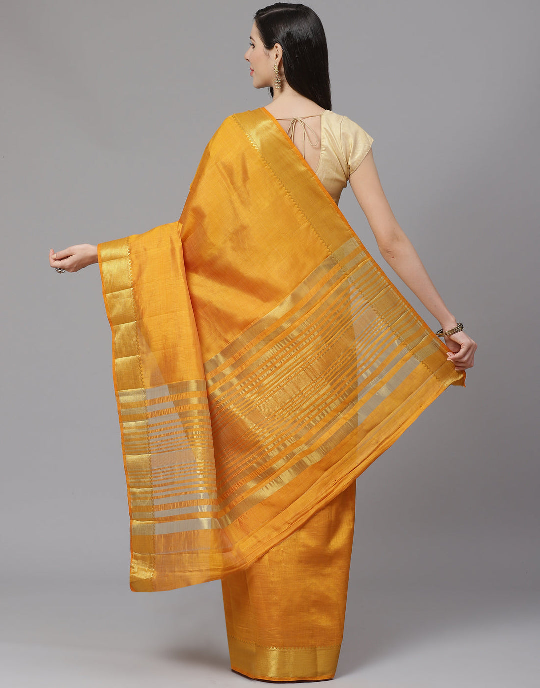 Plain Zari Border Art Handloom Woven Saree