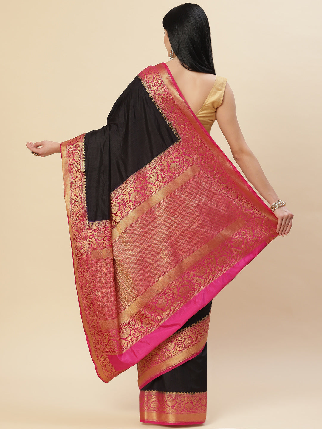 Plain Zari Border Handloom Woven Saree