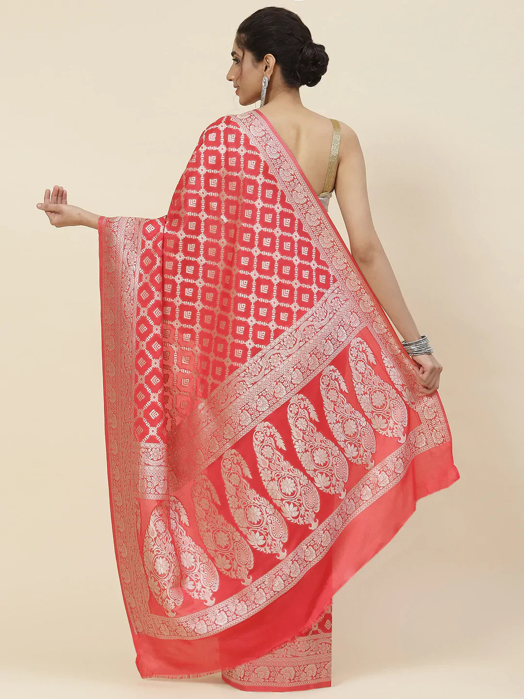 Zari Jaal Crepe Plain Saree