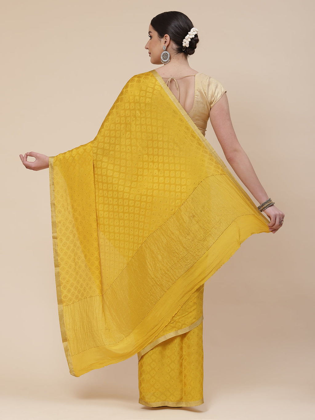 Piped Border Crepe Plain Saree