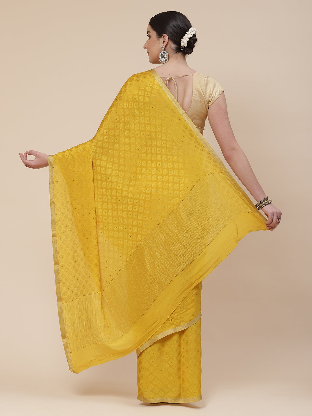 Piped Border Crepe Plain Saree