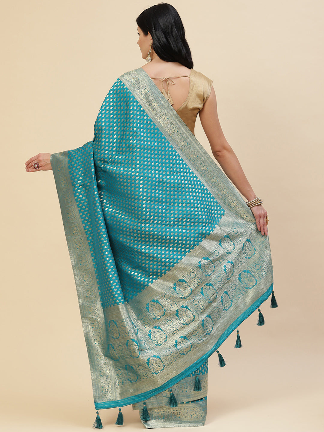 Zari Border Booti Banarasi Woven Saree
