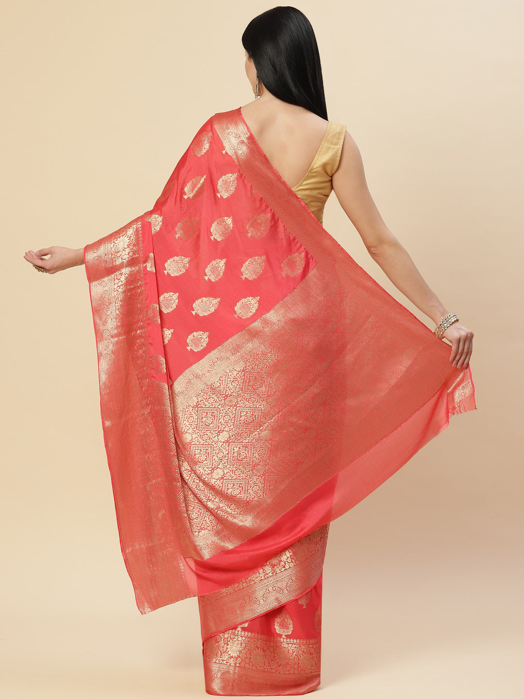 Zari Booti Crepe Plain Saree