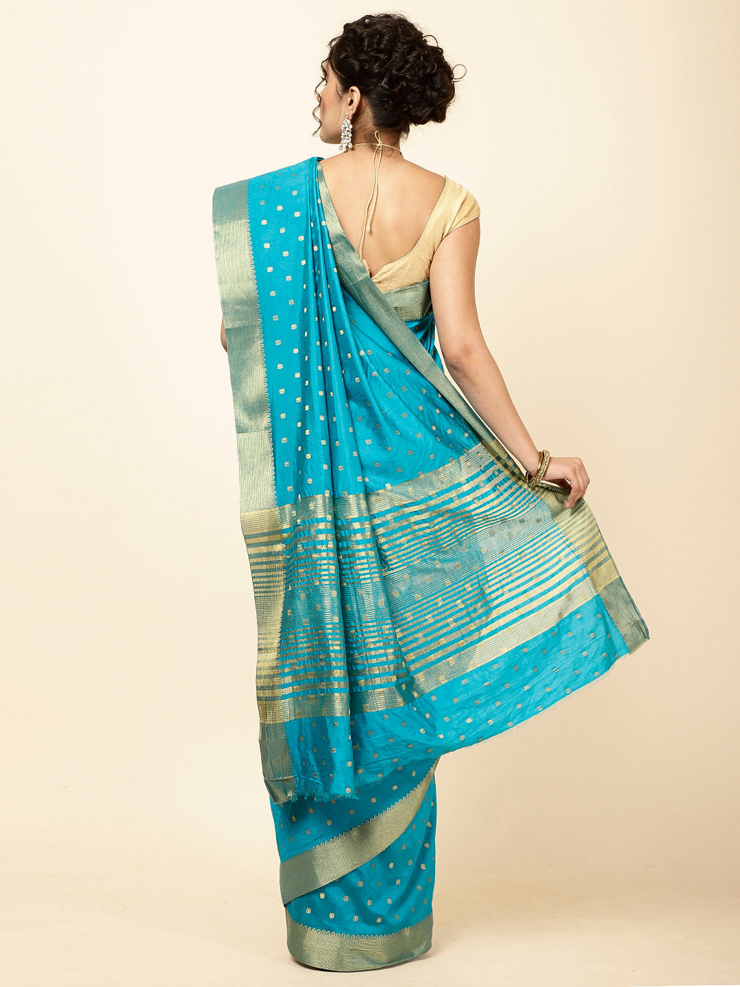 Zari Border Booti Woven Handloom Saree