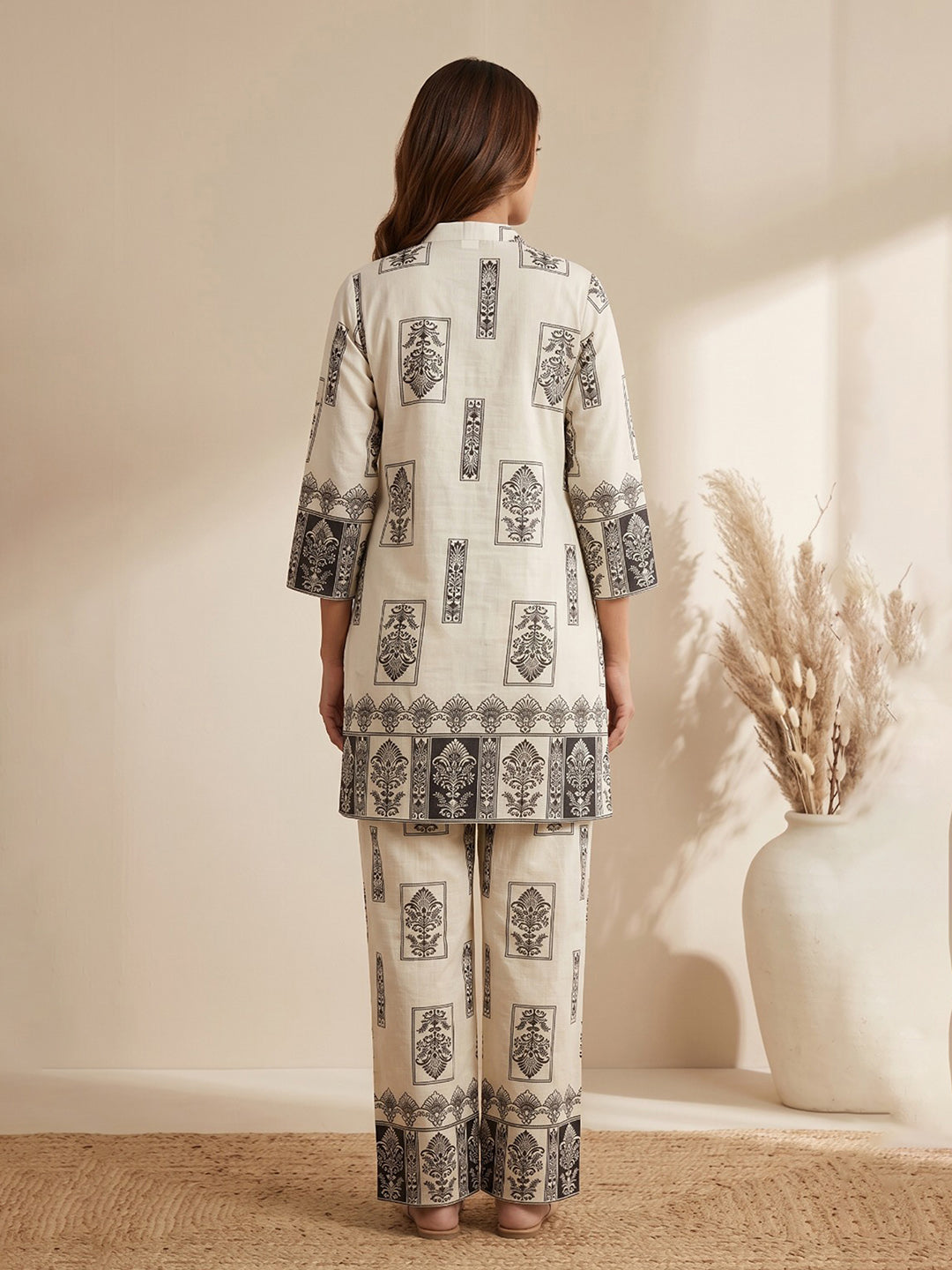 Embroidery Cotton Blend Kurta Set