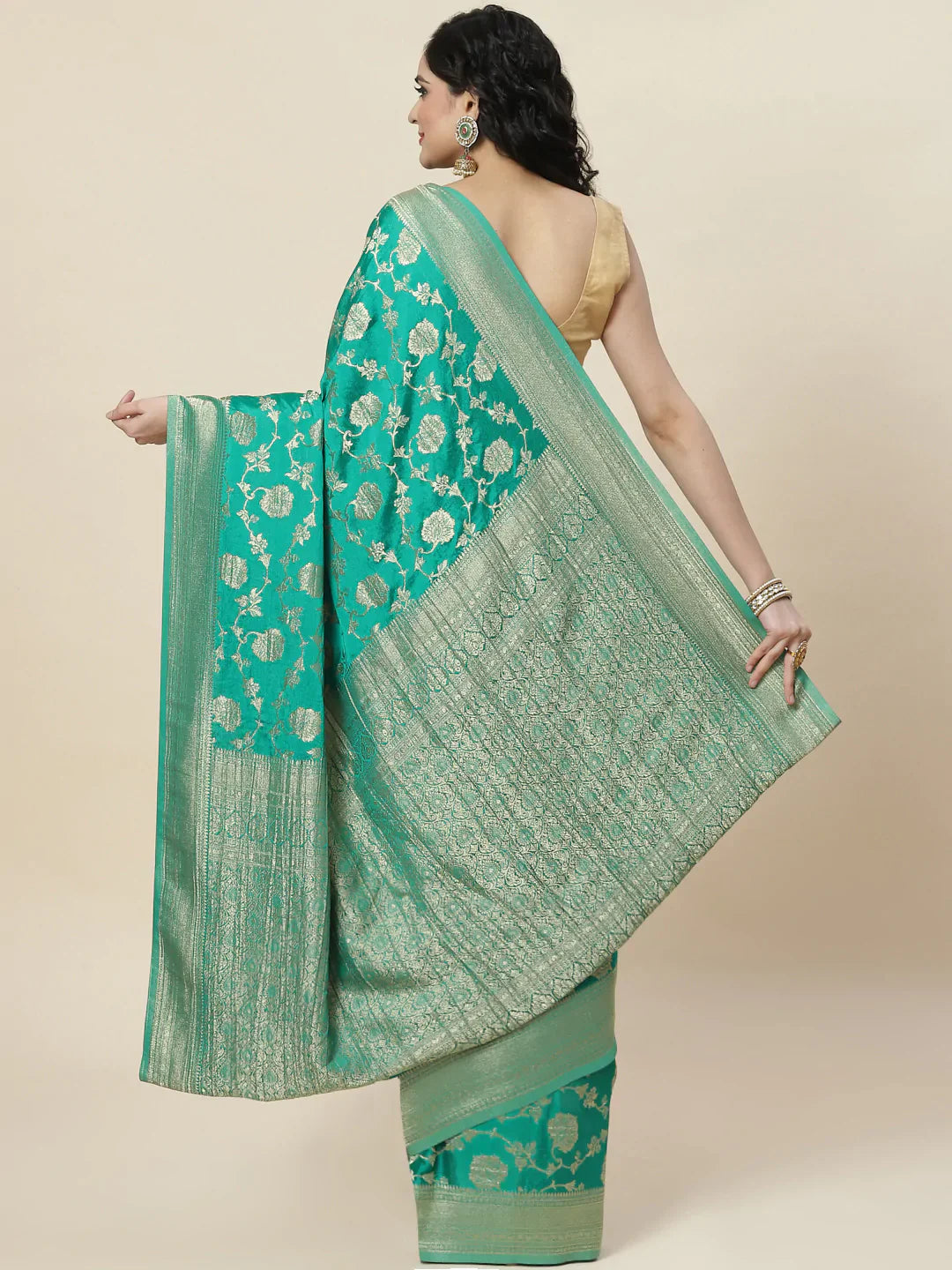 Floral Zari Jaal Georgette Plain Saree