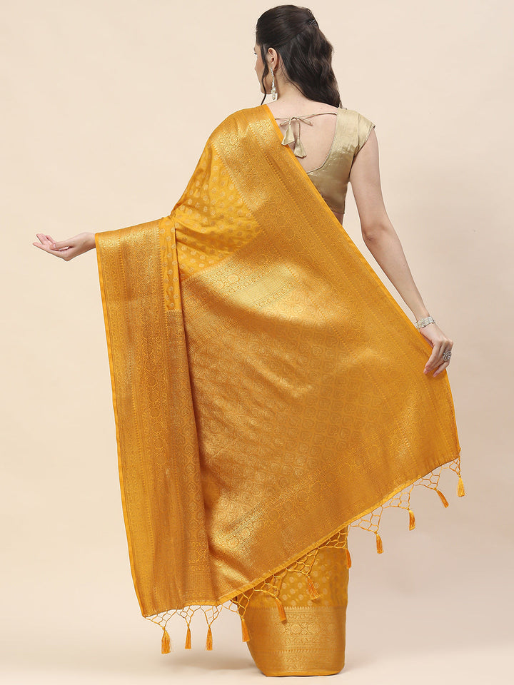 Zari Border Booti Woven Handloom Saree