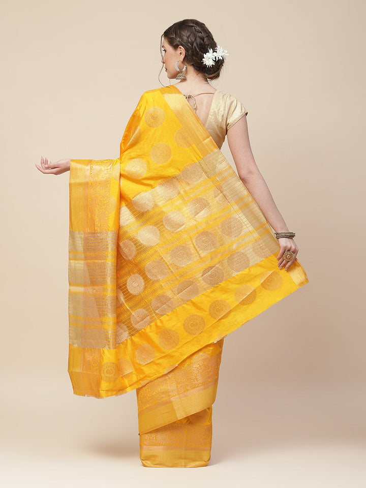 Zari Border Booti Art Handloom Woven Saree
