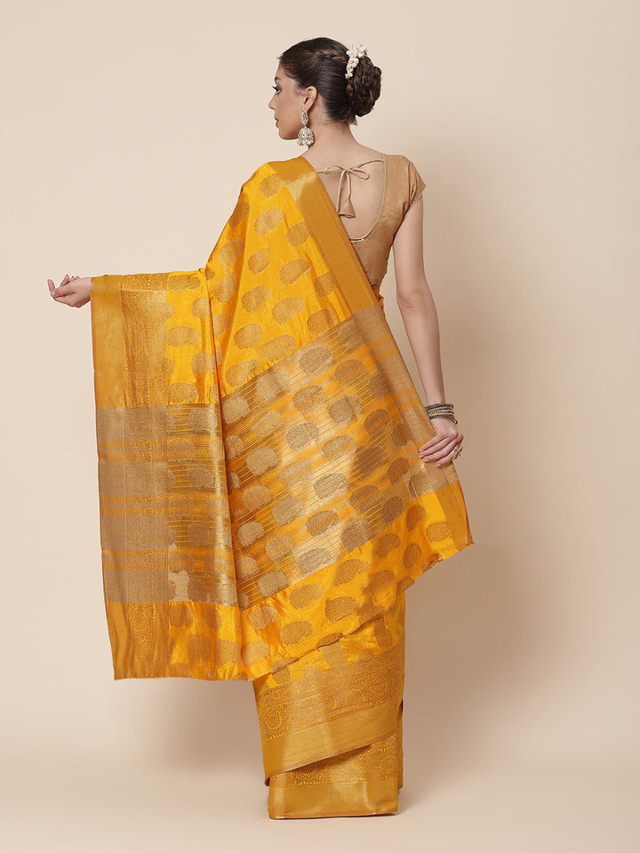 Zari Border Booti Art Handloom Woven Saree