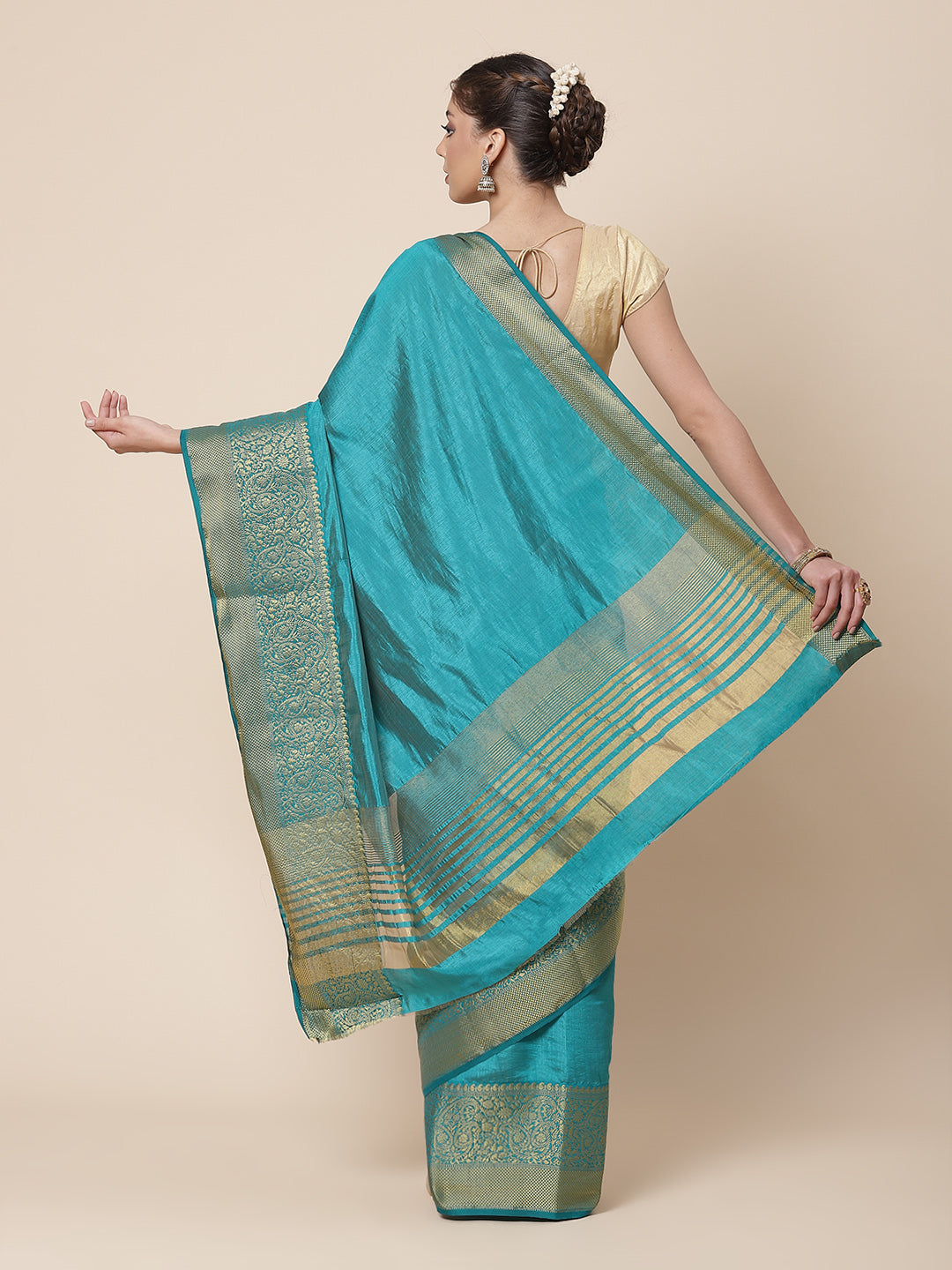 Zari Border Woven Art Handloom Saree
