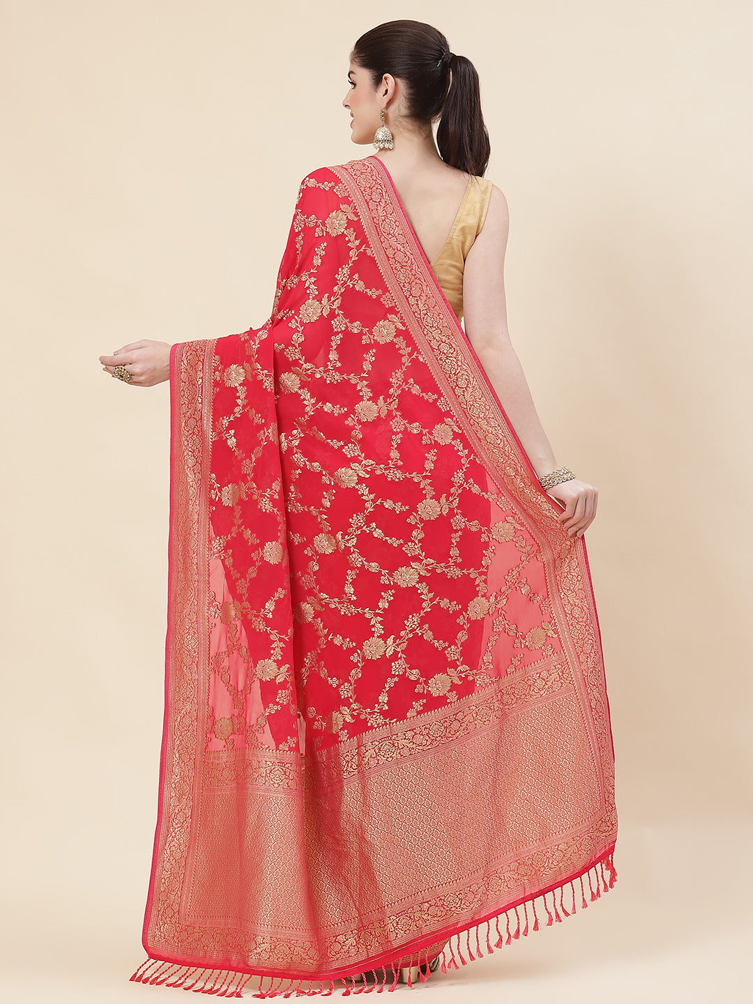 Floral Zari Jaal Georgette Plain Saree