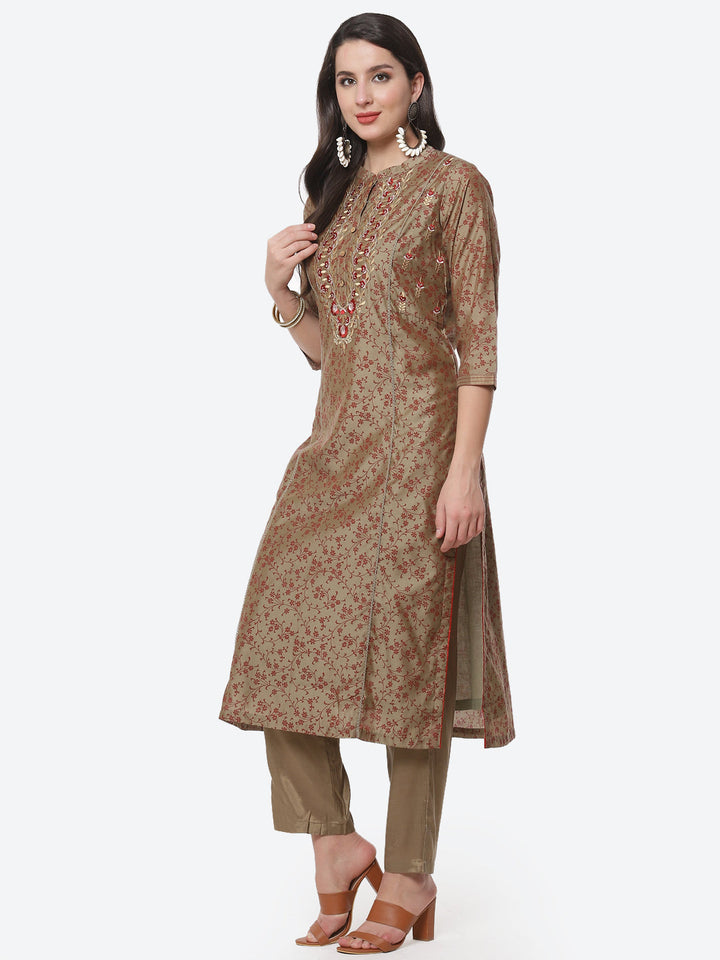 Resham Booti Chanderi Kurti With Pant