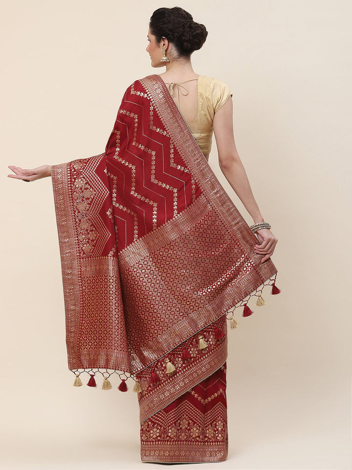 Zari Jaal Woven Dola Handloom Saree