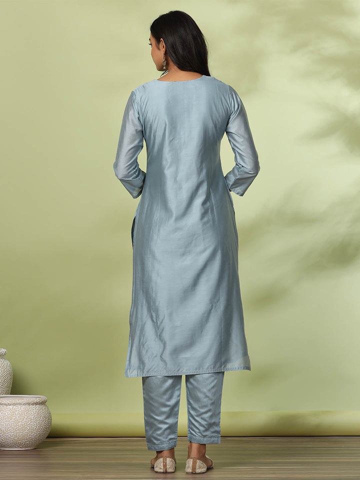 Neck Embroidered Chanderi Kurta With Pants &amp; Dupatta