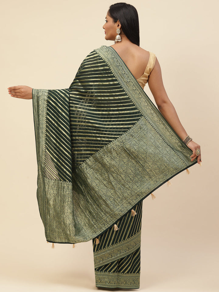 Plain Stripes Georgette Saree