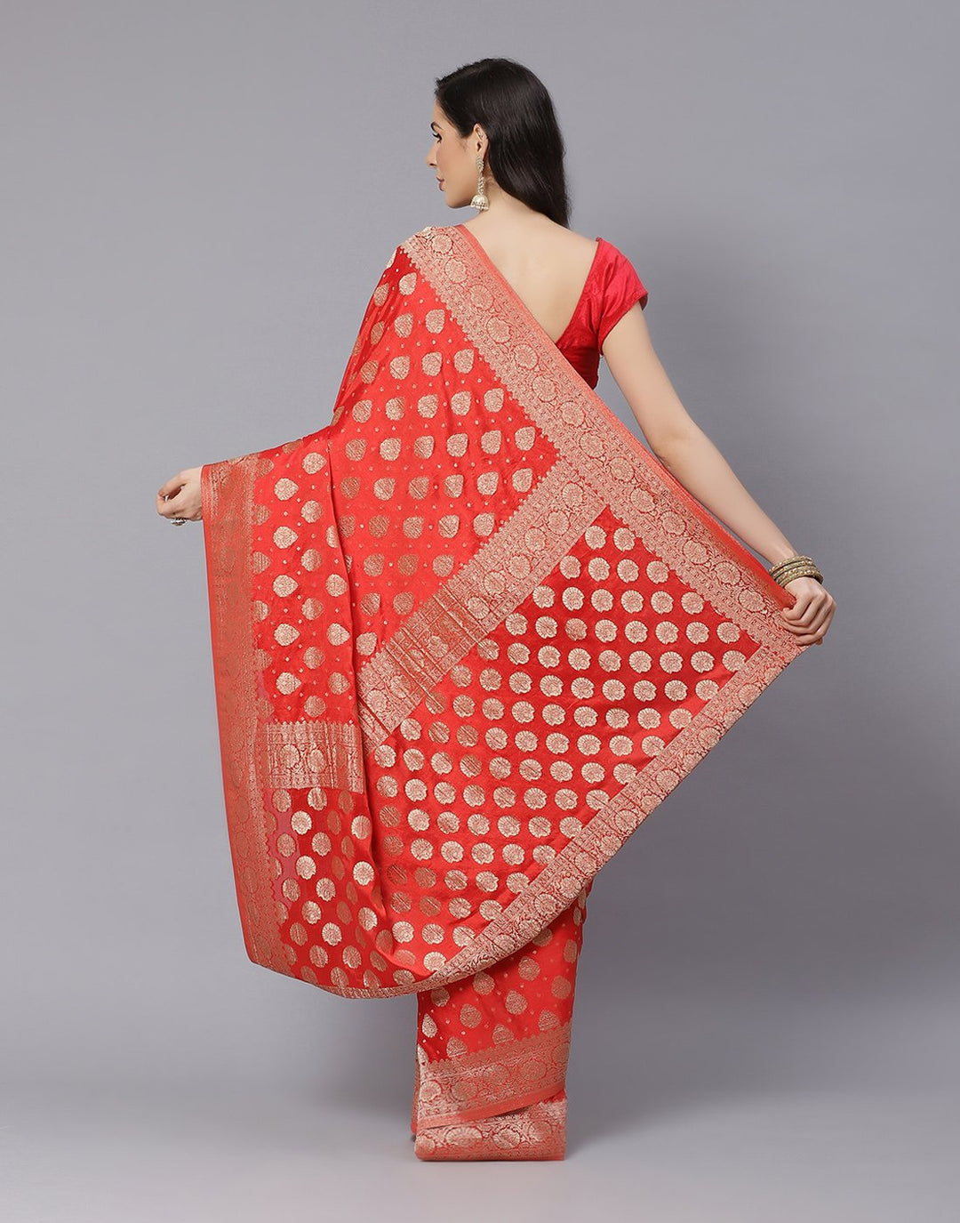 Semi Crepe Saree With Zari Border Booti