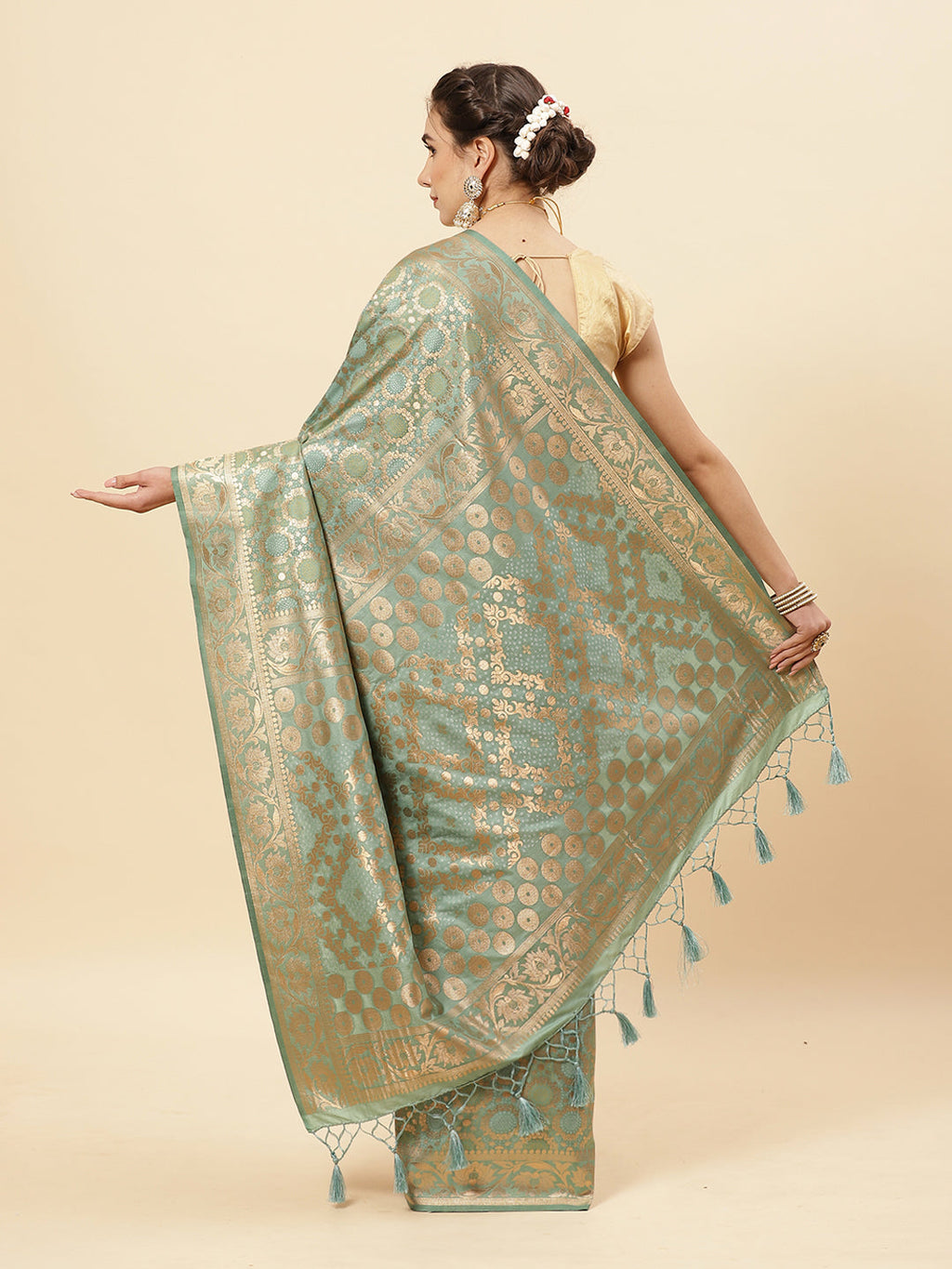 Bandhez Art Handloom Saree with Zari Jaal Border