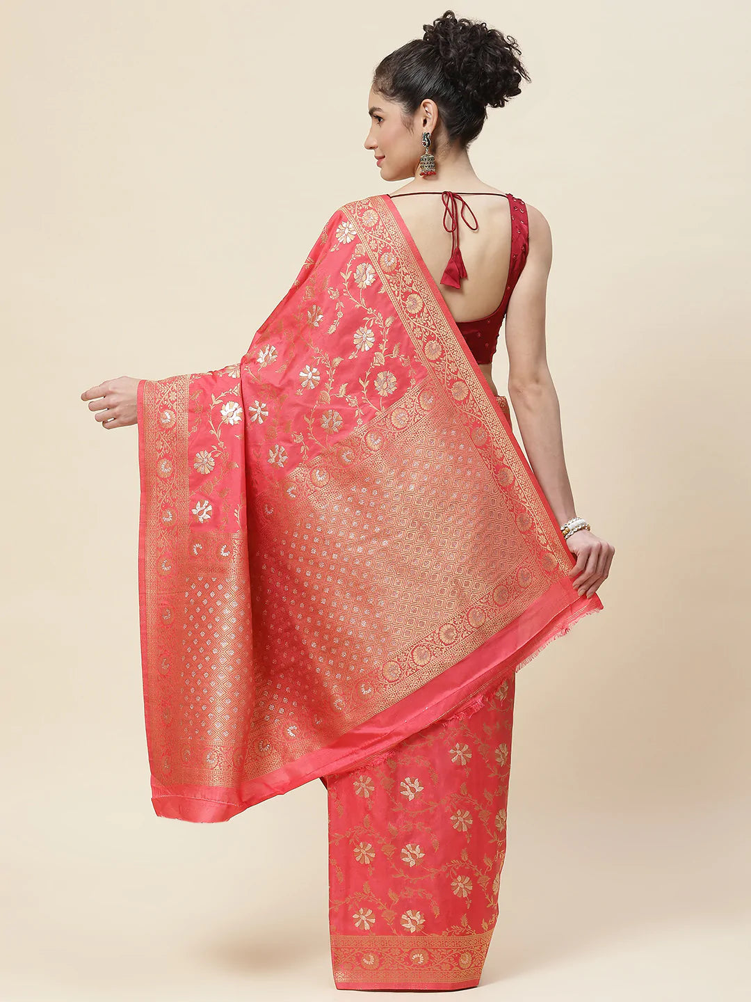 Floral Zari Border Handloom Woven Saree