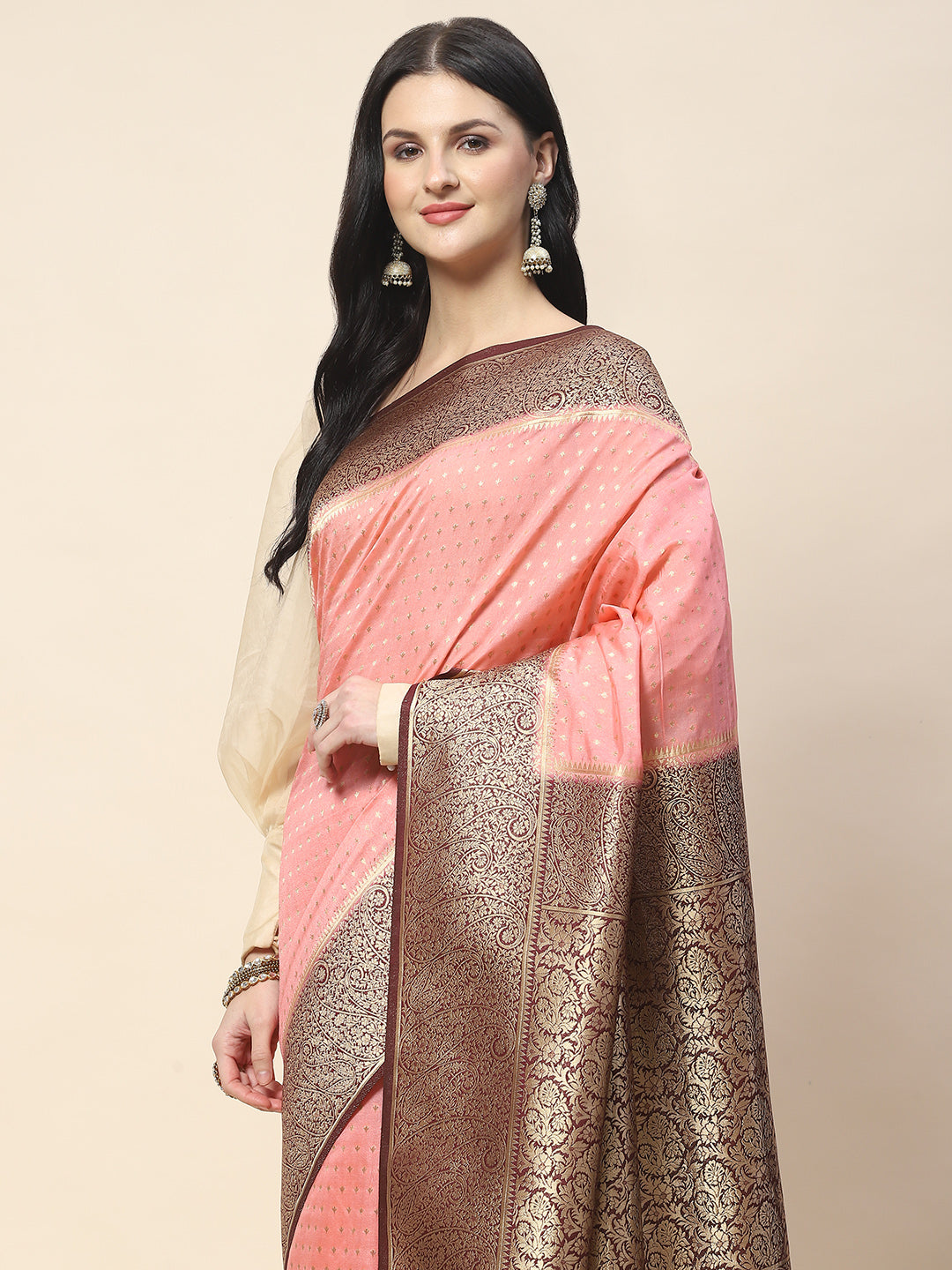 Zari Border Booti Woven Handloom Saree